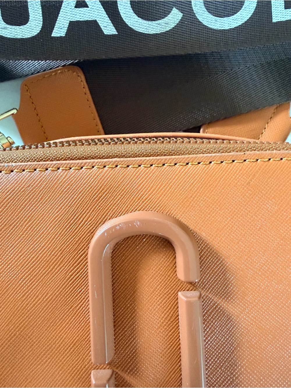 Marc Jacobs Orange Crossbody Camera Bag with Branded Strap - Picture 2 of 7